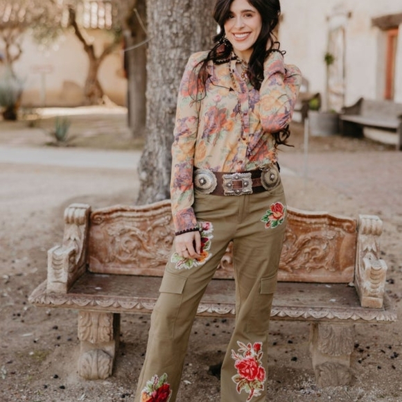 NWT Rodeo Quincy Rancho Rosa Pants - Picture 8 of 10